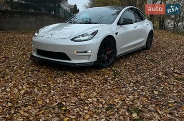 Седан Tesla Model 3 2022 в Запорожье