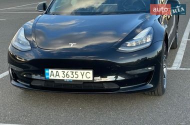 Седан Tesla Model 3 2018 в Києві