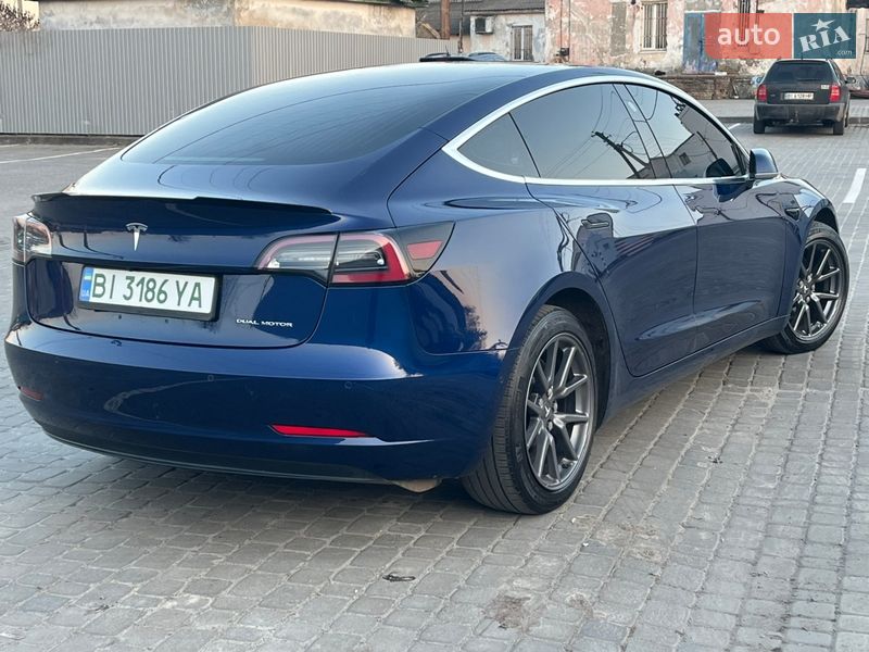 Седан Tesla Model 3 2018 в Козельщине фото 10 Седан Tesla Model 3 2018 в Козельщине