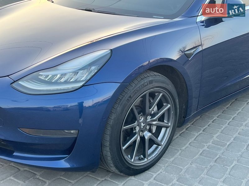 Седан Tesla Model 3 2018 в Козельщине фото 14 Седан Tesla Model 3 2018 в Козельщине
