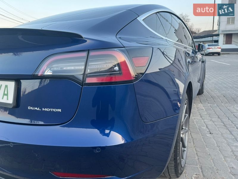 Седан Tesla Model 3 2018 в Козельщине фото 17 Седан Tesla Model 3 2018 в Козельщине