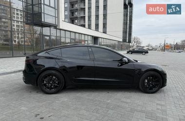 Седан Tesla Model 3 2019 в Дніпрі