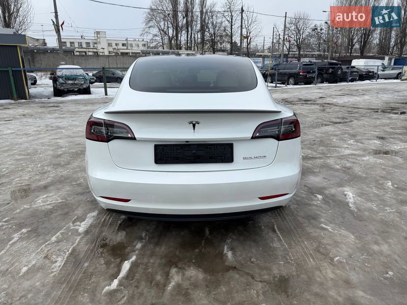 Седан Tesla Model 3 2023 в Києві фото 18 Седан Tesla Model 3 2023 в Києві