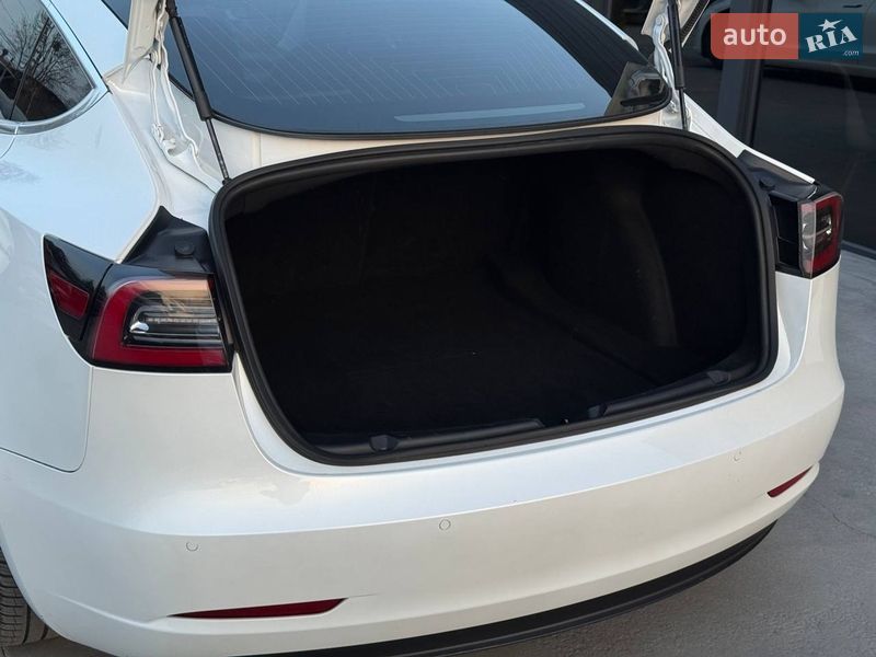 Седан Tesla Model 3 2020 в Ровно фото 49 Седан Tesla Model 3 2020 в Ровно