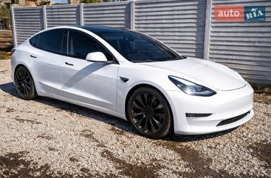 Седан Tesla Model 3 2023 в Новомосковске