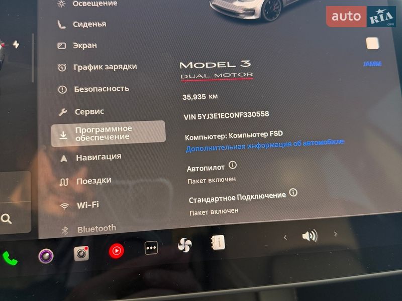Седан Tesla Model 3 2022 в Киеве