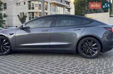 Седан Tesla Model 3 2018 в Киеве