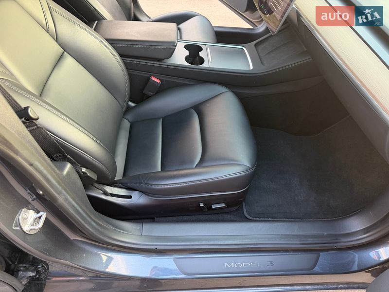 Седан Tesla Model 3 2022 в Киеве фото 19 Седан Tesla Model 3 2022 в Киеве