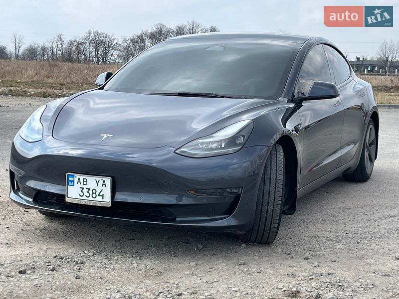 Седан Tesla Model 3 2022 в Вінниці