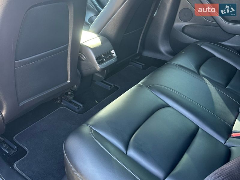 Седан Tesla Model 3 2021 в Кривом Роге фото 11 Седан Tesla Model 3 2021 в Кривом Роге