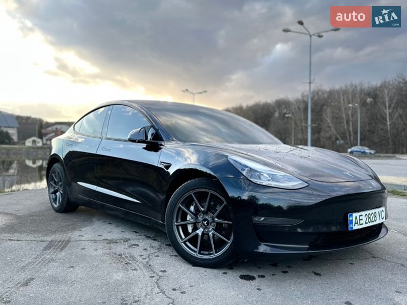 Tesla Model 3 2021 Tesla Model 3 2021