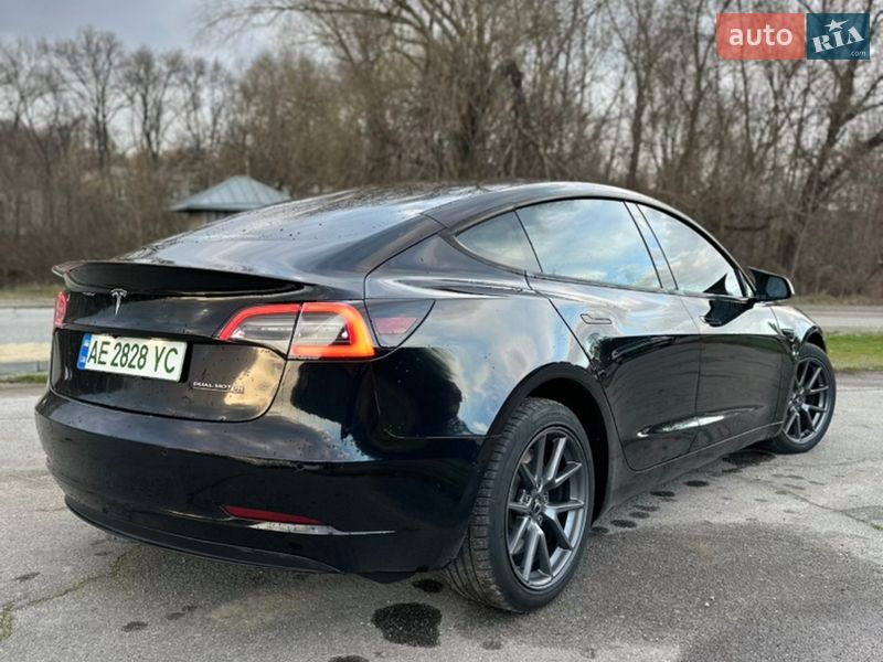 Седан Tesla Model 3 2021 в Днепре фото 5 Седан Tesla Model 3 2021 в Днепре