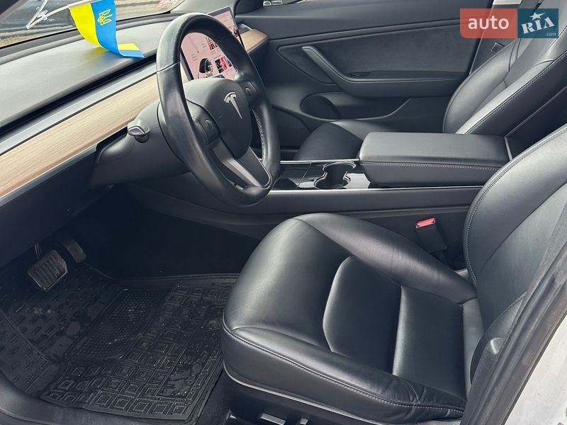 Седан Tesla Model 3 2018 в Виннице фото 10 Седан Tesla Model 3 2018 в Виннице