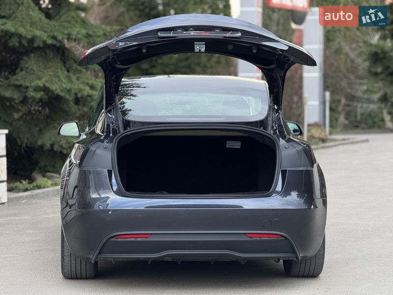 Седан Tesla Model 3 2024 в Тернополе фото 11 Седан Tesla Model 3 2024 в Тернополе