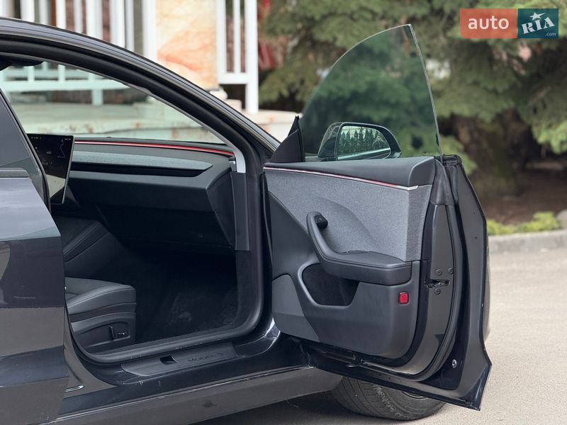 Седан Tesla Model 3 2024 в Тернополе фото 25 Седан Tesla Model 3 2024 в Тернополе