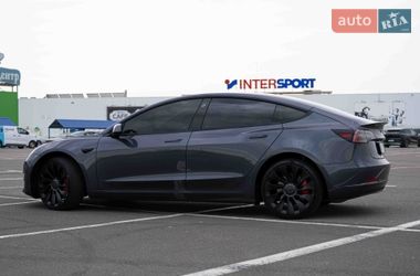 Седан Tesla Model 3 2022 в Одессе