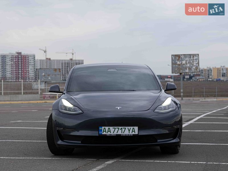 Седан Tesla Model 3 2022 в Одессе