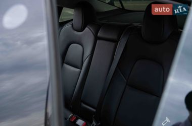 Седан Tesla Model 3 2022 в Одессе