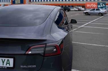 Седан Tesla Model 3 2022 в Одессе
