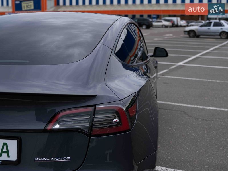 Седан Tesla Model 3 2022 в Одессе