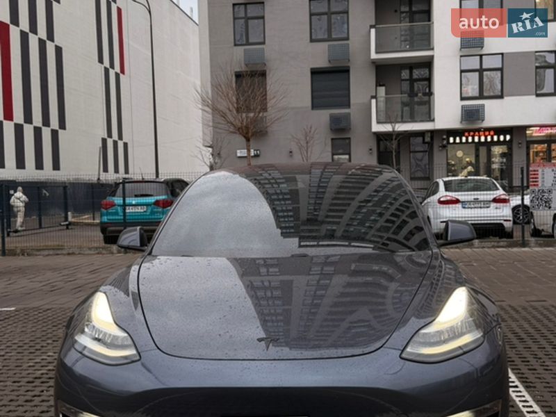 Седан Tesla Model 3 2018 в Киеве фото 4 Седан Tesla Model 3 2018 в Киеве