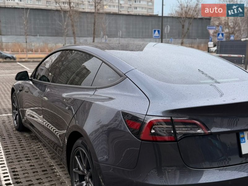 Седан Tesla Model 3 2018 в Киеве фото 11 Седан Tesla Model 3 2018 в Киеве