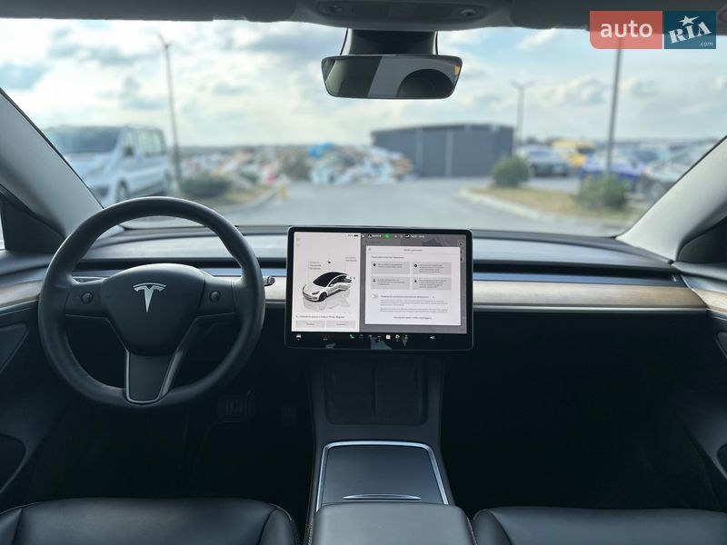 Седан Tesla Model 3 2022 в Рівному фото 15 Седан Tesla Model 3 2022 в Рівному