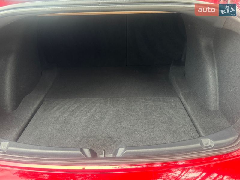 Седан Tesla Model 3 2023 в Киеве фото 3 Седан Tesla Model 3 2023 в Киеве