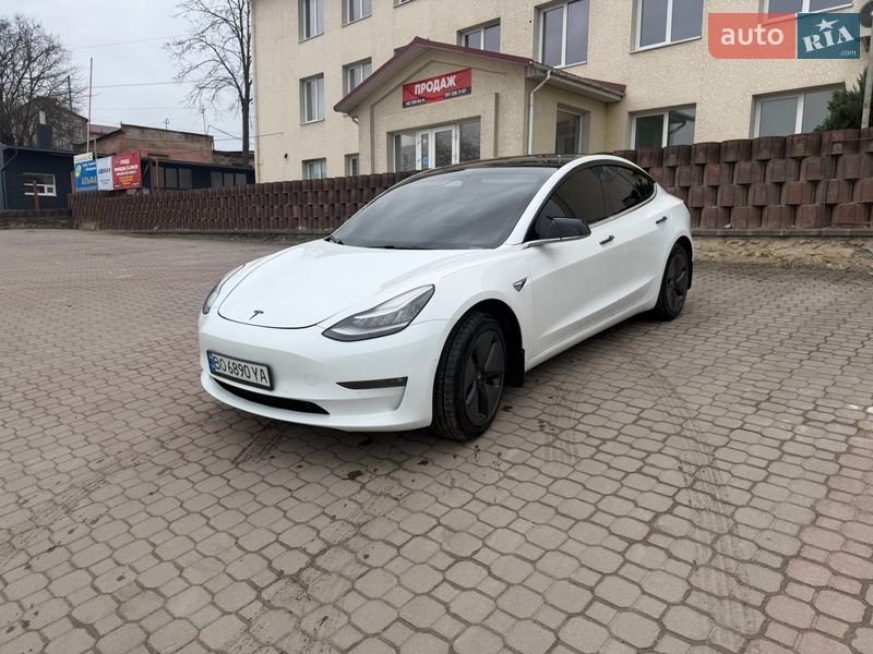Седан Tesla Model 3 2019 в Тернополі фото 10 Седан Tesla Model 3 2019 в Тернополі