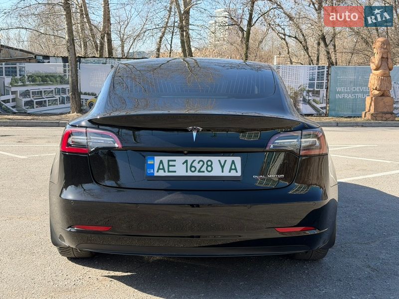 Седан Tesla Model 3 2020 в Днепре фото 5 Седан Tesla Model 3 2020 в Днепре