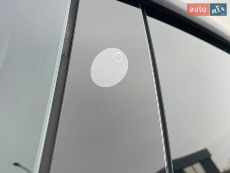 Седан Tesla Model 3 2022 в Львове