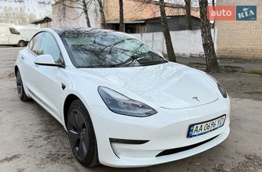 Седан Tesla Model 3 2022 в Києві