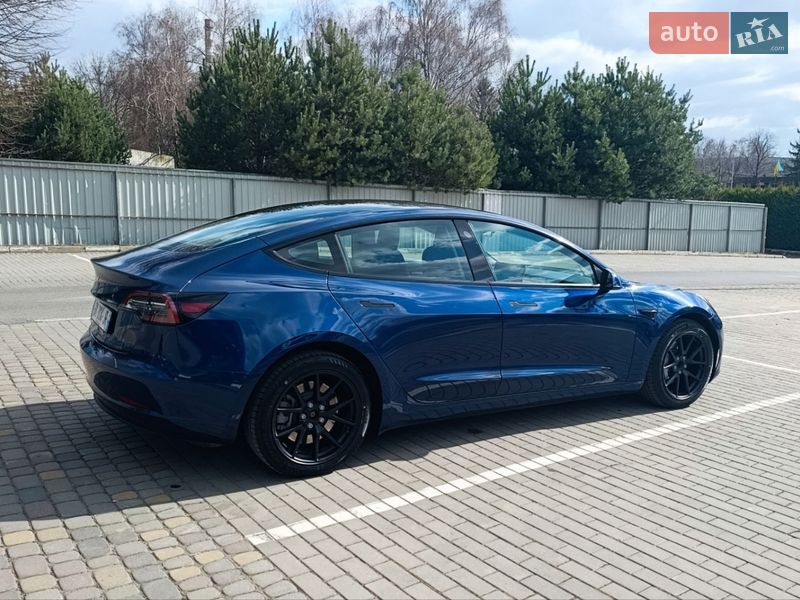 Седан Tesla Model 3 2022 в Луцке фото 10 Седан Tesla Model 3 2022 в Луцке