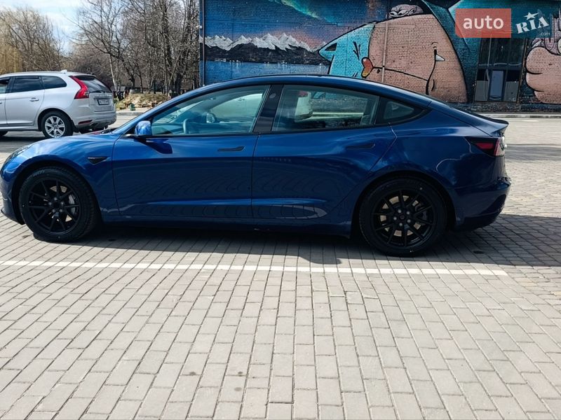 Седан Tesla Model 3 2022 в Луцке фото 16 Седан Tesla Model 3 2022 в Луцке