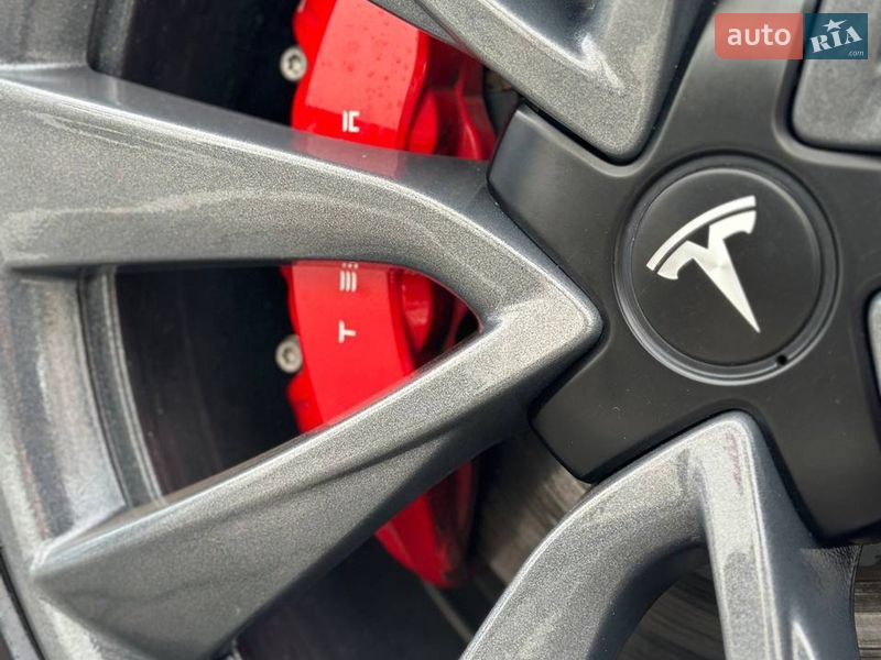 Седан Tesla Model 3 2020 в Львове фото 14 Седан Tesla Model 3 2020 в Львове