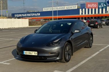Седан Tesla Model 3 2023 в Виннице