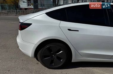 Седан Tesla Model 3 2022 в Киеве