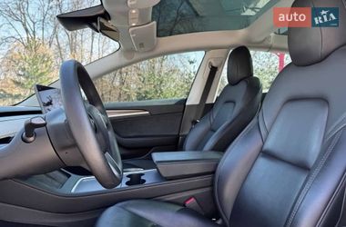 Седан Tesla Model 3 2022 в Киеве
