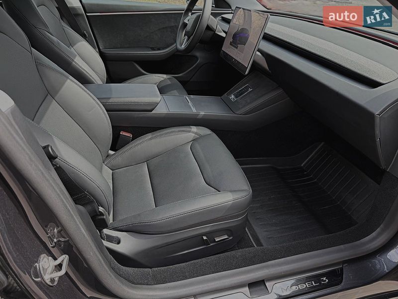 Седан Tesla Model 3 2024 в Кропивницком фото 23 Седан Tesla Model 3 2024 в Кропивницком