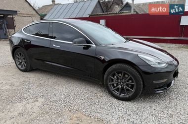 Седан Tesla Model 3 2019 в Павлограді