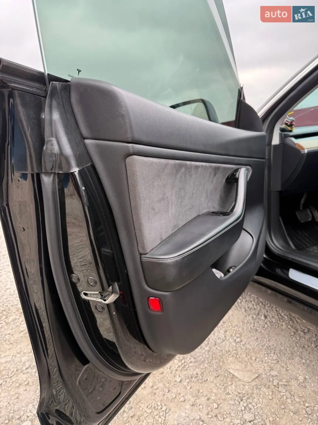 2019 Tesla Model 3 - мініатюра 12