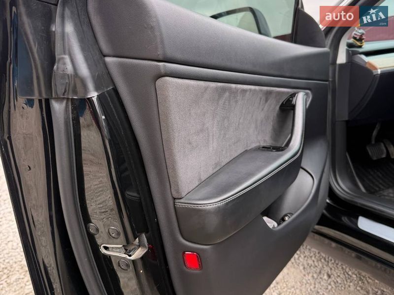 Седан Tesla Model 3 2019 в Павлограді