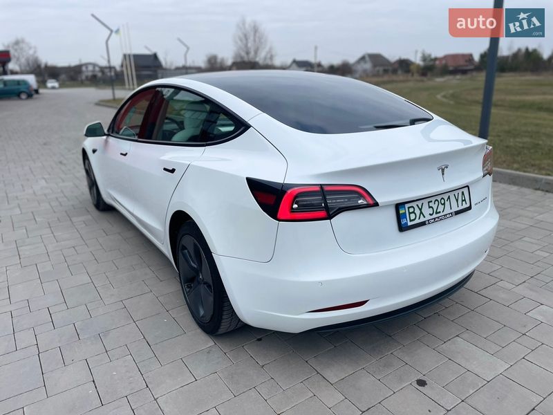 Седан Tesla Model 3 2021 в Здолбунове фото 14 Седан Tesla Model 3 2021 в Здолбунове