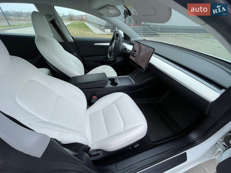 Седан Tesla Model 3 2021 в Здолбунове фото 28 Седан Tesla Model 3 2021 в Здолбунове