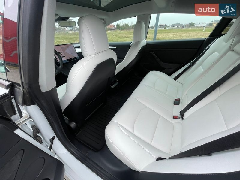 Седан Tesla Model 3 2021 в Здолбунове фото 33 Седан Tesla Model 3 2021 в Здолбунове