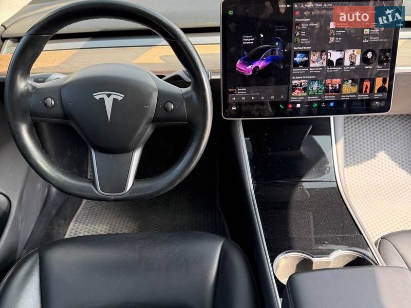 Седан Tesla Model 3 2019 в Запорожье