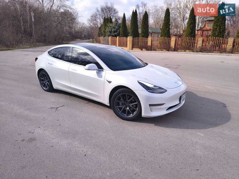 Седан Tesla Model 3 2020 в Днепре фото 9 Седан Tesla Model 3 2020 в Днепре