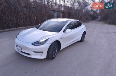 Седан Tesla Model 3 2020 в Днепре фото 5 Седан Tesla Model 3 2020 в Днепре
