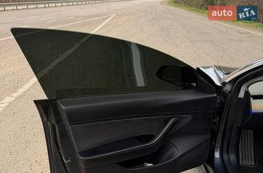 Седан Tesla Model 3 2018 в Ковелі