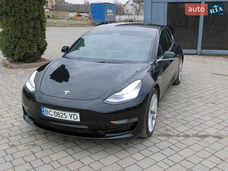 Седан Tesla Model 3 2020 в Львове фото 28 Седан Tesla Model 3 2020 в Львове